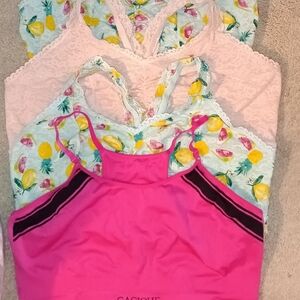 8 bundle of Cacique bralettes